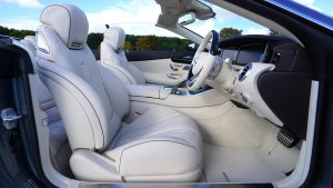 Luxurious Comfort and Style: The Evolution of Carpets in Automotive Interiors